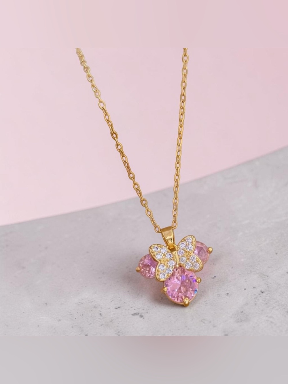 🩷🆕🩷Gold Minnie Pink Butterfly Crystal Pendant Necklace